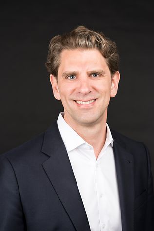 Dr. Marlon Bröhr