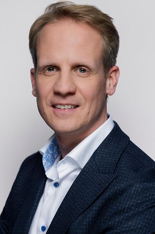 Prof. Dr. Matthias Hiller