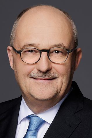 Dr. Michael Meister