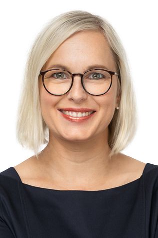 Dr. Christiane Schenderlein