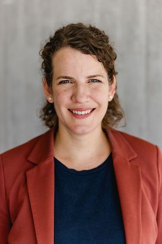 Dr. Lina Seitzl